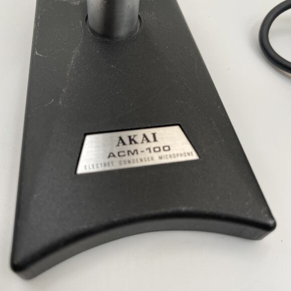 Akai Microphone ACM-100 With Stand - Picture 2 of 6